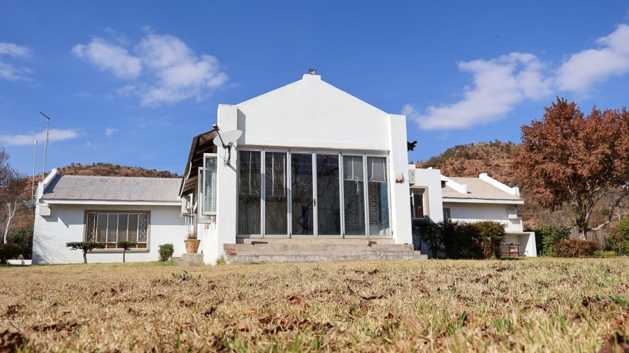 3 Bedroom Property for Sale in Potchefstroom Rural North West